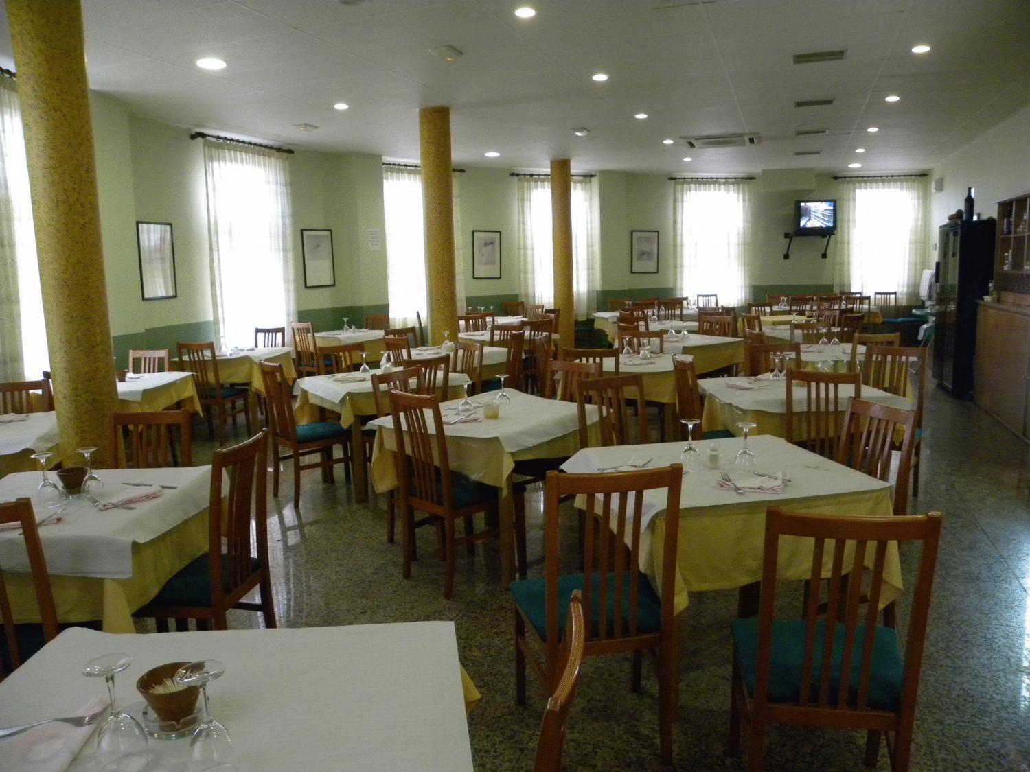 Hostal Las Fuentes Arévalo Extérieur photo