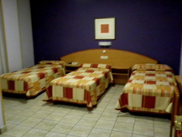 Hostal Las Fuentes Arévalo Extérieur photo